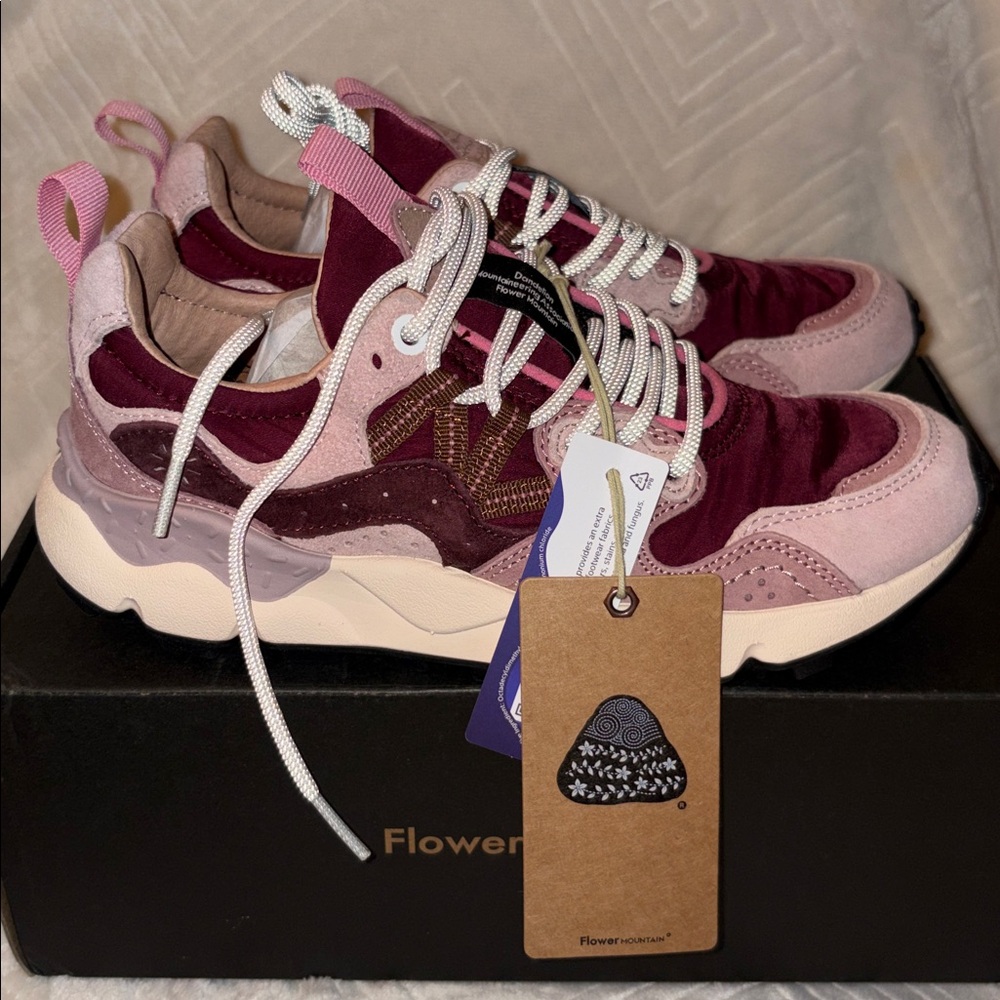 NWT Flower Mountain Yamano 3 Sneaker in Light Rose - Picture 8 of 15